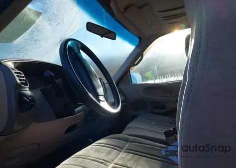 1998 Ford F-150 Lariat/Xl/Xlt z USA, uszkodzony, nr VIN 1FTZX08W2WKA14510